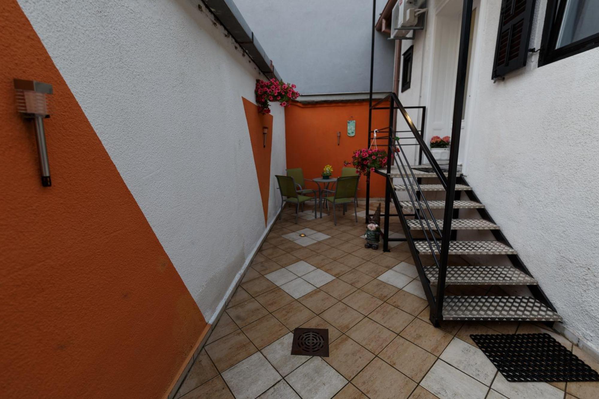 Apartman Royal Slavonski Brod Luaran gambar