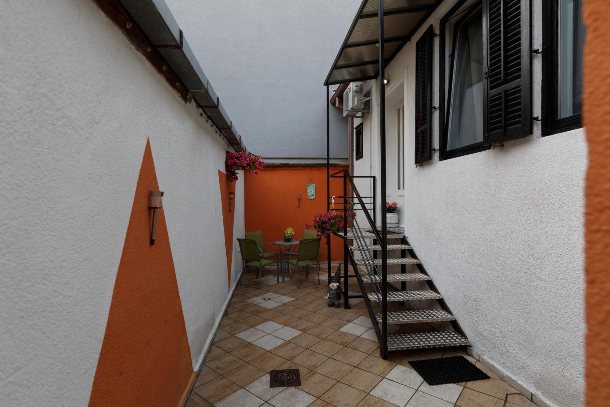 Apartman Royal Slavonski Brod Luaran gambar